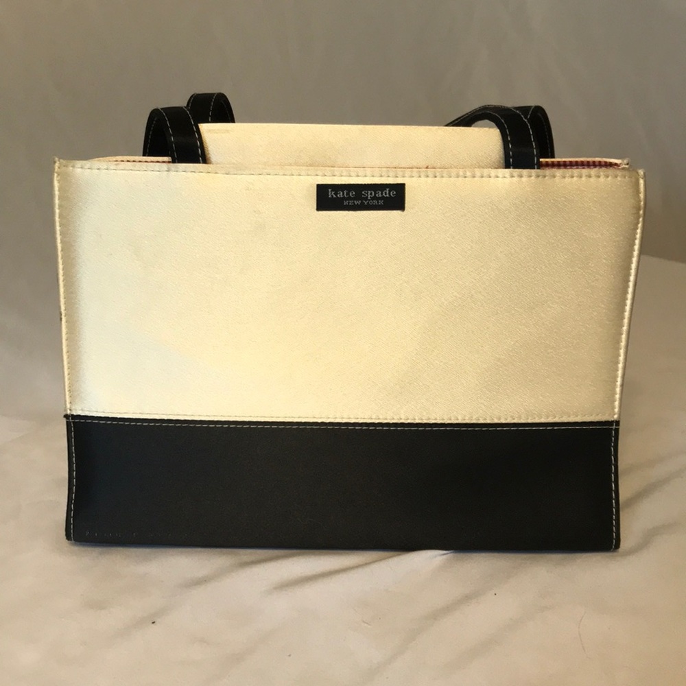 Vintage Kate Spade ♠️ Cream and Black Purse